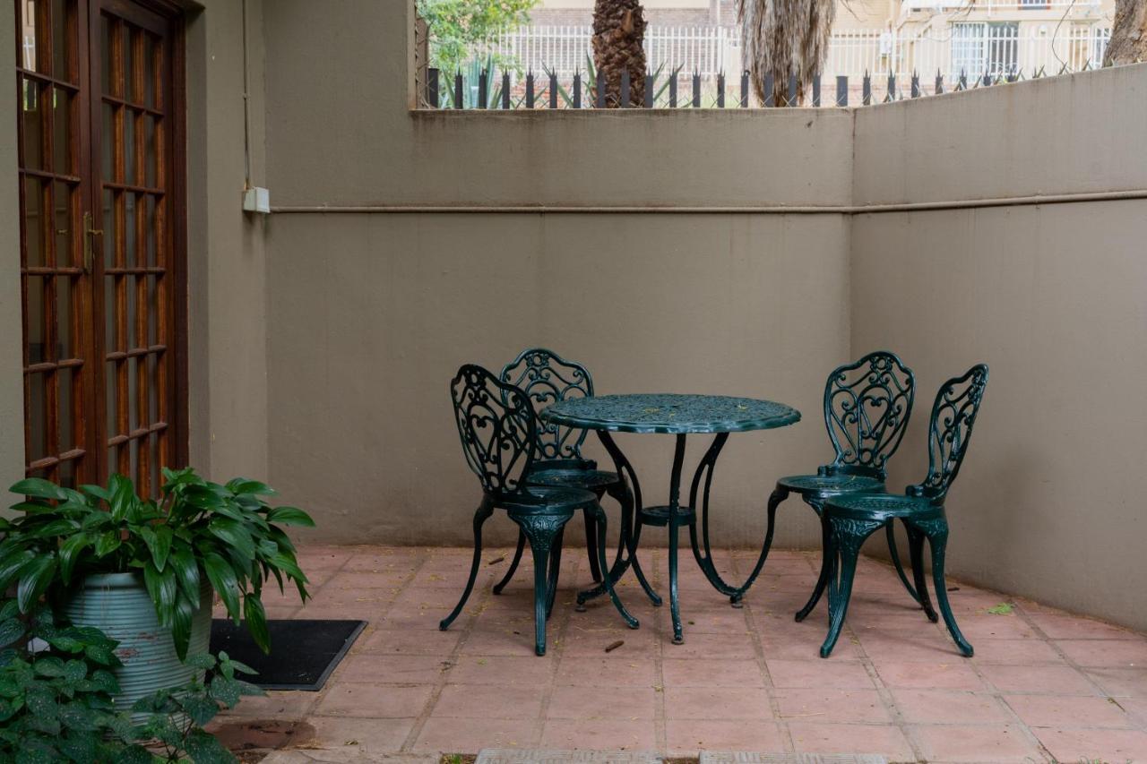 Riverbank Lodge Upington Exterior foto